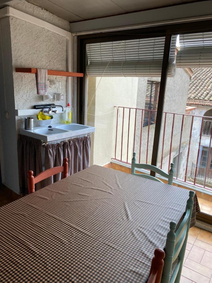 Hostal Casiano Camarasa Dış mekan fotoğraf